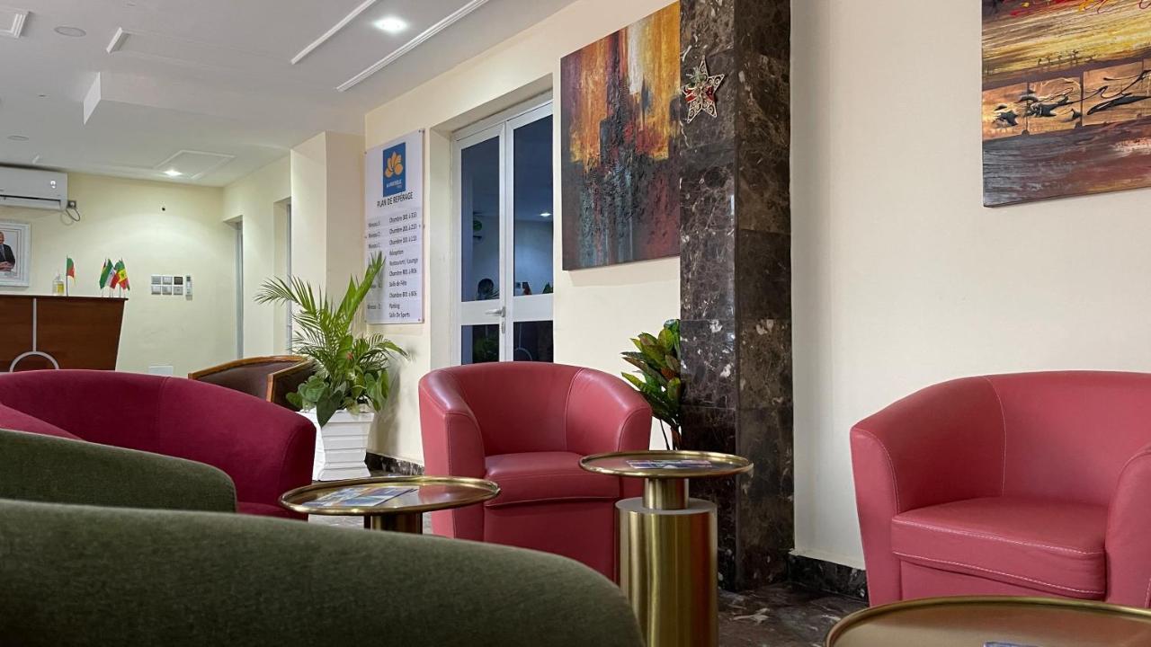 La Rochelle Hotel Yaounde Ngoại thất bức ảnh