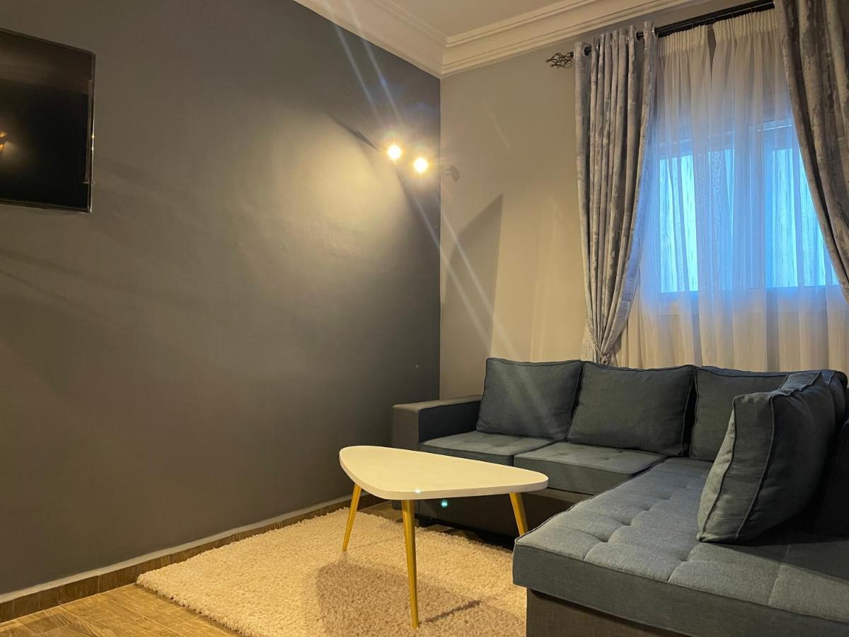 La Rochelle Hotel Yaounde Ngoại thất bức ảnh