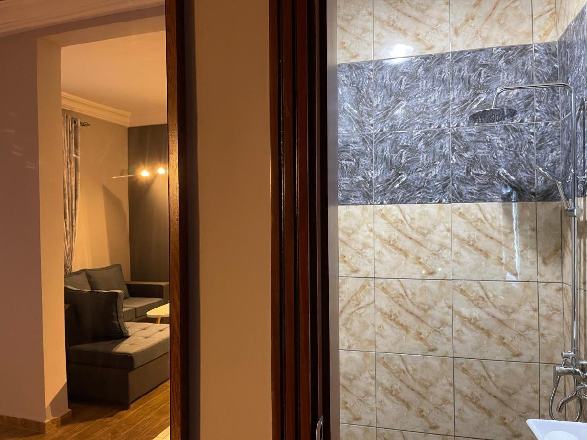 La Rochelle Hotel Yaounde Ngoại thất bức ảnh
