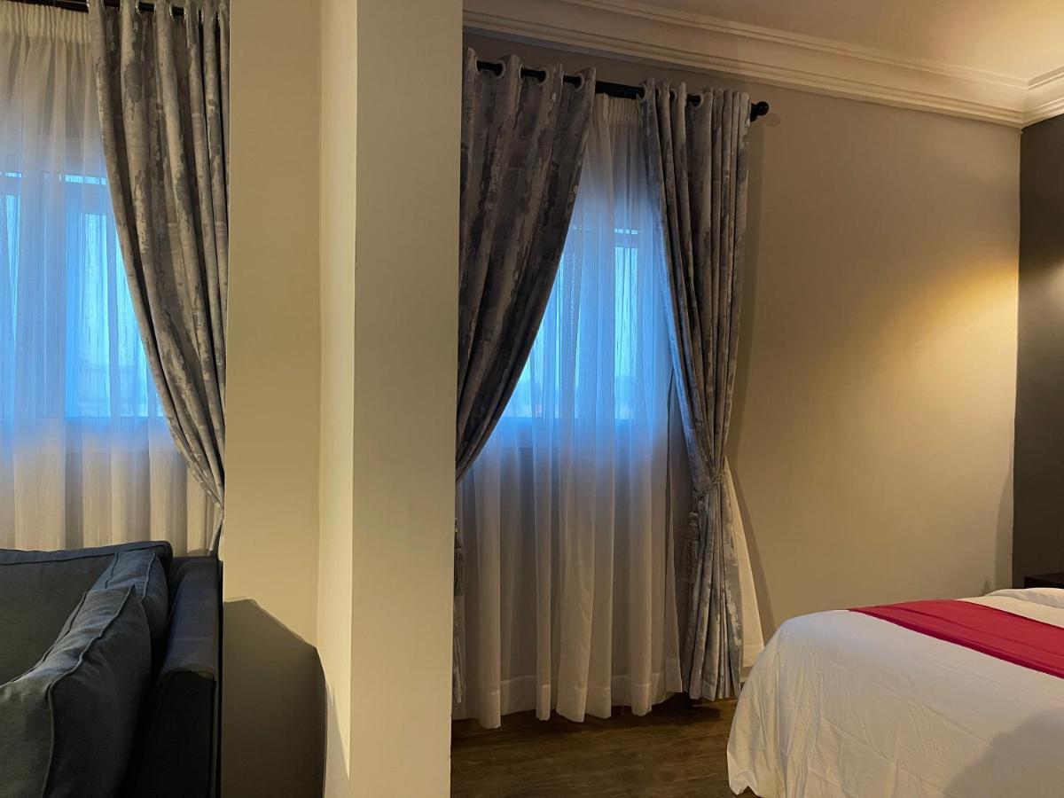 La Rochelle Hotel Yaounde Ngoại thất bức ảnh
