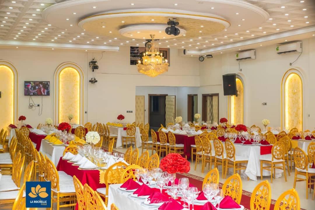 La Rochelle Hotel Yaounde Ngoại thất bức ảnh